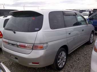 2001 Toyota Gaia