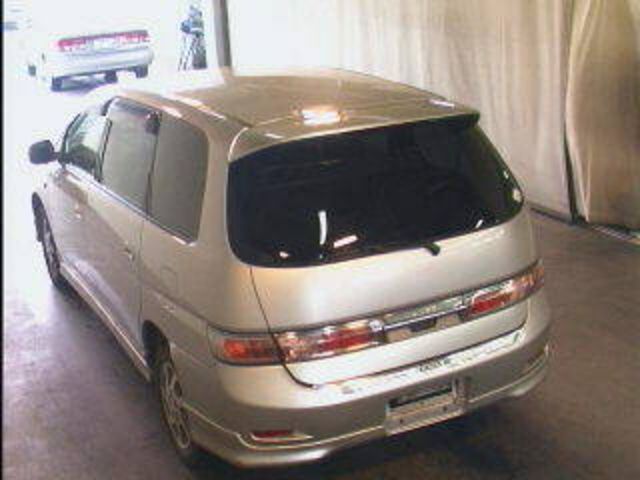 2001 Toyota Gaia