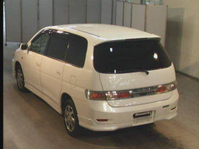 2001 Toyota Gaia