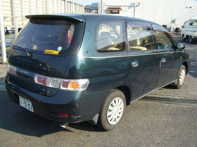 2001 Toyota Gaia