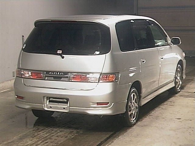 2001 Toyota Gaia