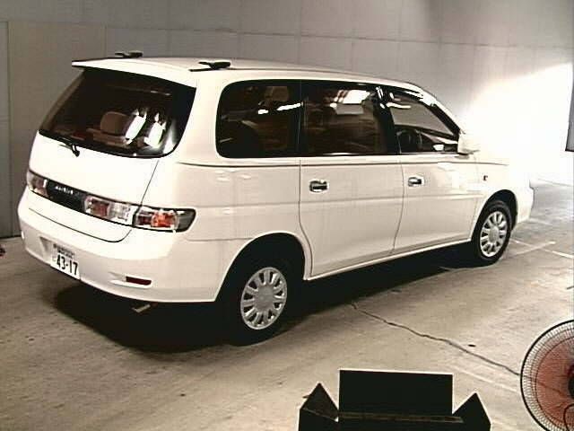 2001 Toyota Gaia