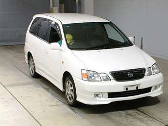 2001 Toyota Gaia