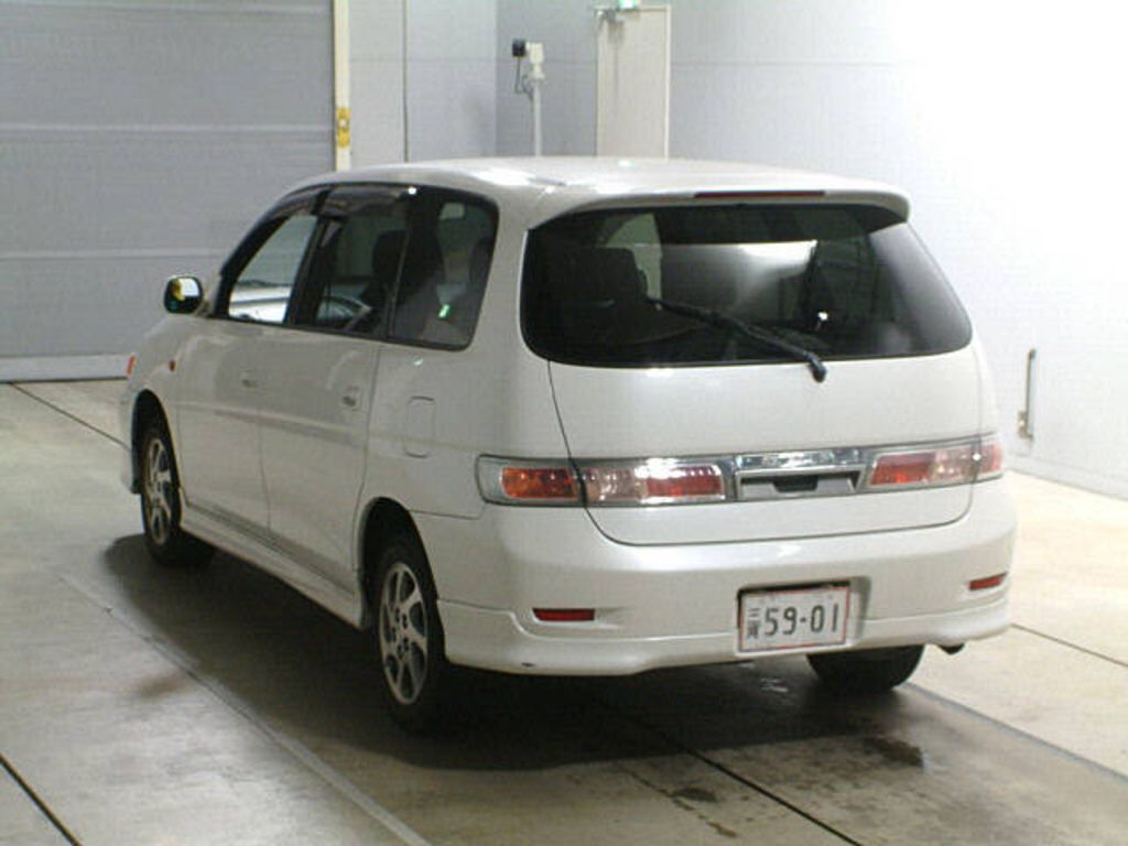 2001 Toyota Gaia