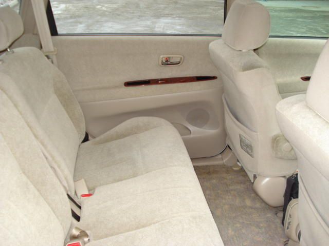 2001 Toyota Gaia