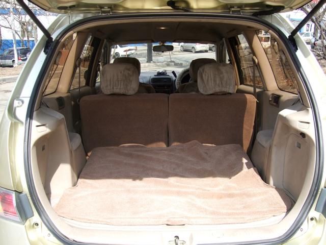 2001 Toyota Gaia