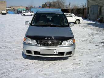 2001 Toyota Gaia