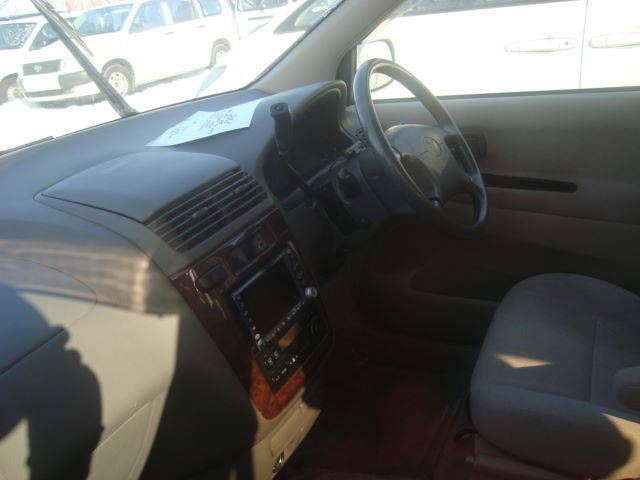 2001 Toyota Gaia
