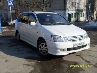 2001 Toyota Gaia