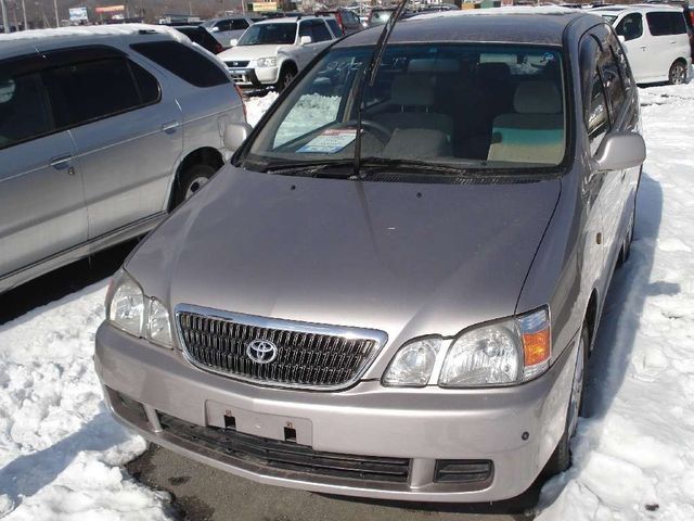 2001 Toyota Gaia