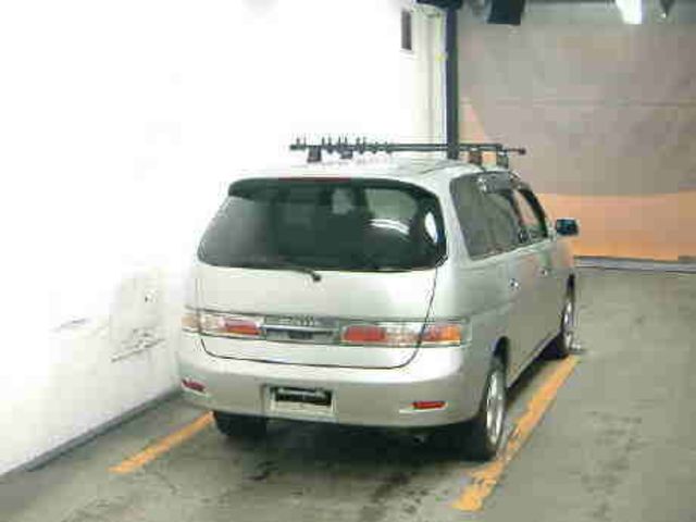 2001 Toyota Gaia