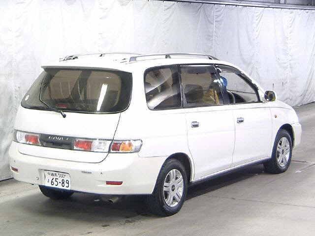 2001 Toyota Gaia