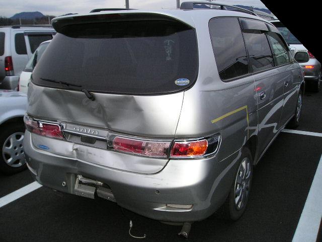 2001 Toyota Gaia Photos