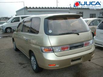 2001 Toyota Gaia Pictures