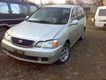 2001 Toyota Gaia