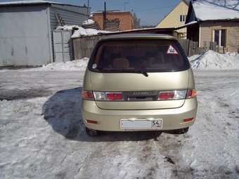 2001 Toyota Gaia Photos