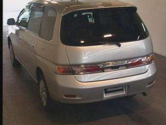 2001 Toyota Gaia Pics