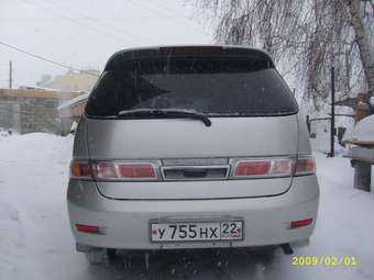 2001 Toyota Gaia Pictures