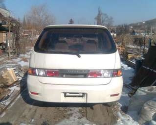 2001 Toyota Gaia Pictures