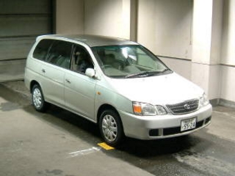 2002 Toyota Gaia