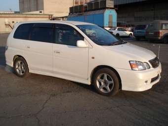 2002 Toyota Gaia