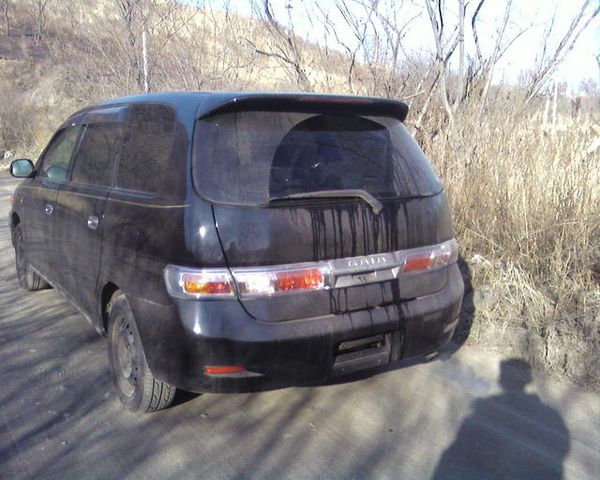 2002 Toyota Gaia