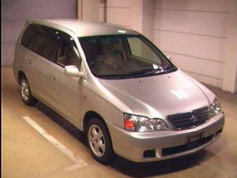 2002 Toyota Gaia