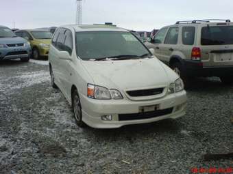 2002 Toyota Gaia