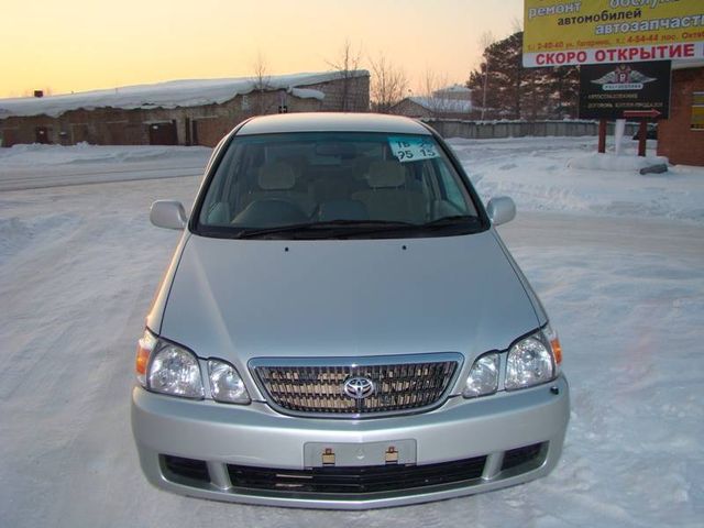 Toyota gaia 2002