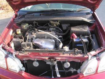 2002 Toyota Gaia Pics