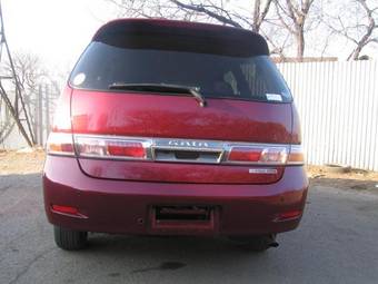 2002 Toyota Gaia Photos