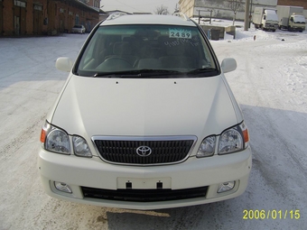 2003 Toyota Gaia