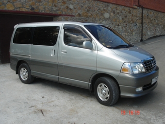 1999 Toyota Grand Hiace