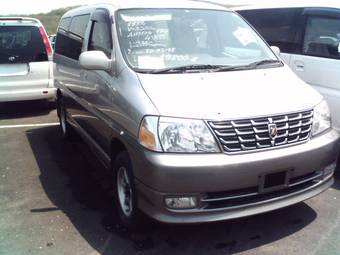 1999 Toyota Grand Hiace Pictures