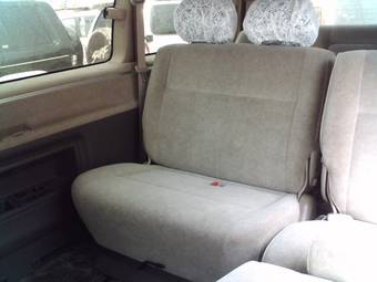 1999 Toyota Grand Hiace Images