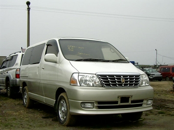 2000 Toyota Grand Hiace
