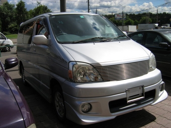 2000 Toyota Grand Hiace