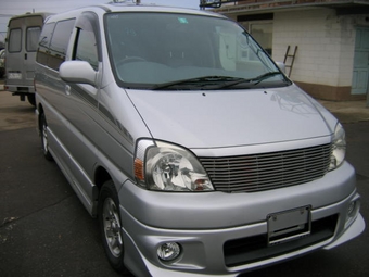 2000 Toyota Grand Hiace