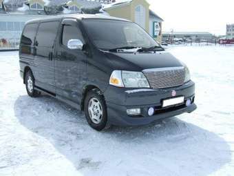 2000 Toyota Grand Hiace