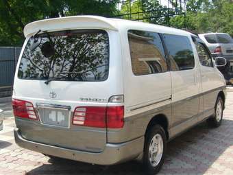 Toyota Grand Hiace