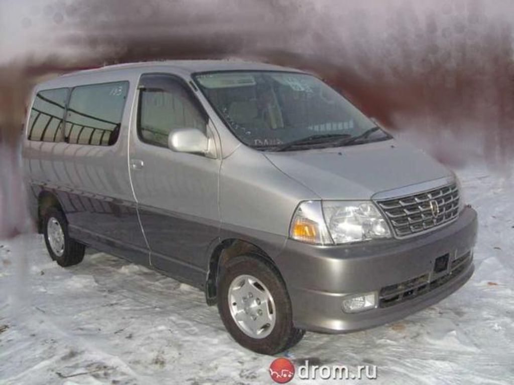 2000 Toyota Grand Hiace