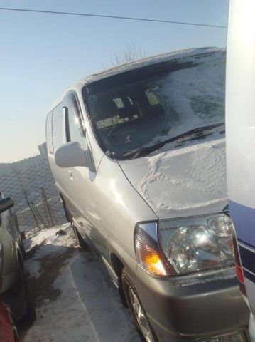 2000 Toyota Grand Hiace