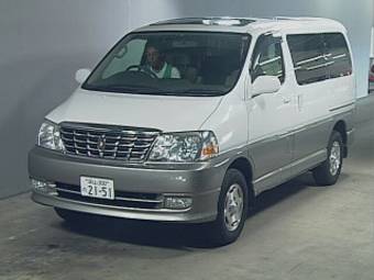2000 Toyota Grand Hiace Photos