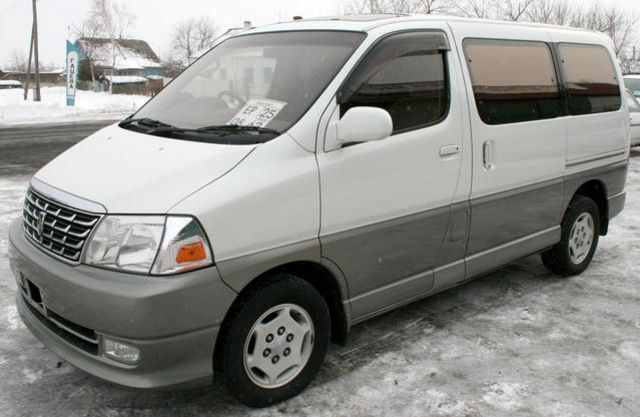 2001 Toyota Grand Hiace