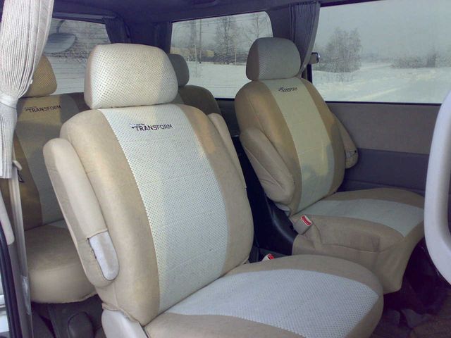 2001 Toyota Grand Hiace