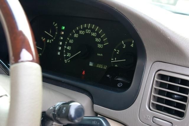 2001 Toyota Grand Hiace