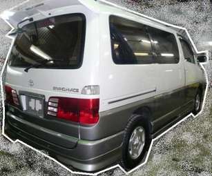 2001 Grand Hiace