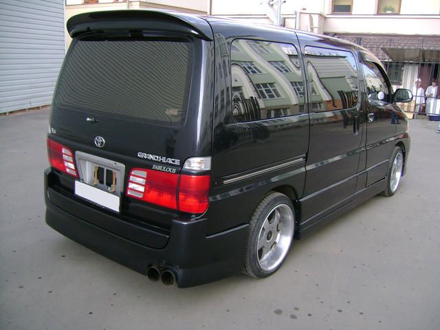2001 Toyota Grand Hiace