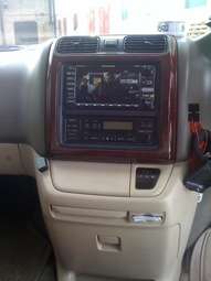 2001 Toyota Grand Hiace Photos