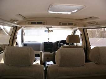 2001 Toyota Grand Hiace Pics